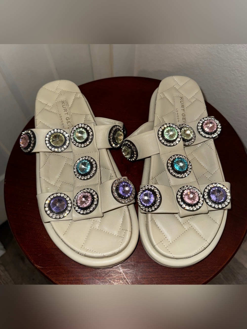 RARE Kurt Geiger London Orson Crystal Slide Sandals Cream Bone Leather EU 41 US